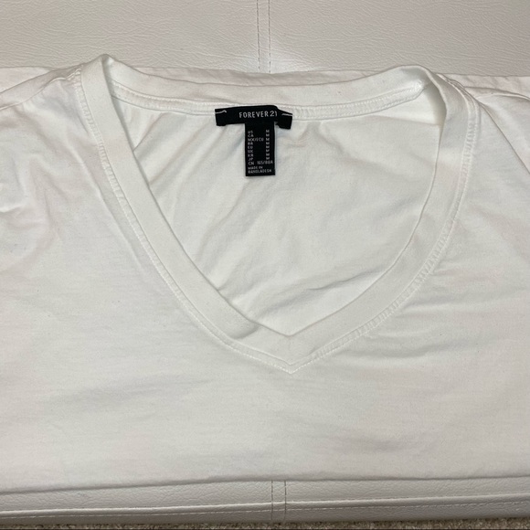 white ruffle shirt forever 21